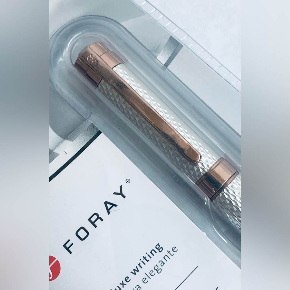 NEW Foray Deluxe Pen Silver Rose Gold Black ballpoint ink 1.0mm refillable